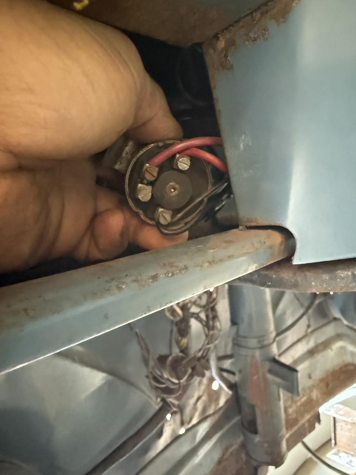 Image may have been reduced in size. Click image to view fullscreen.