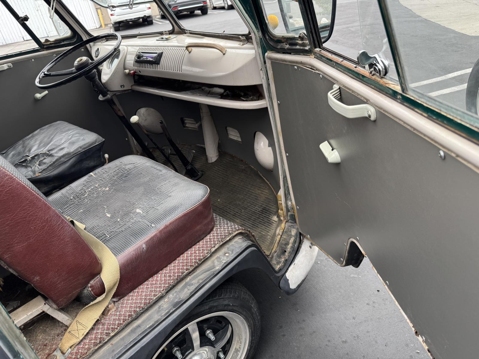 Image may have been reduced in size. Click image to view fullscreen.