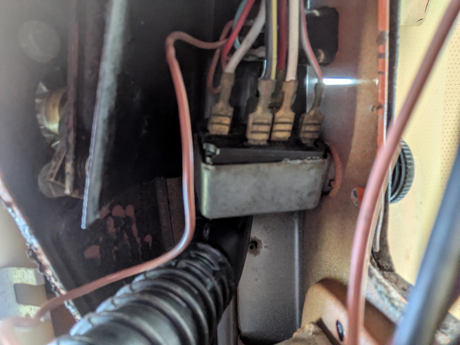Image may have been reduced in size. Click image to view fullscreen.