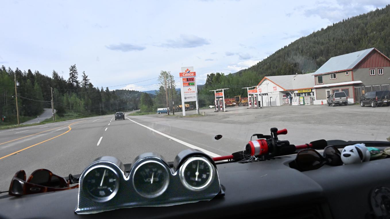 Image may have been reduced in size. Click image to view fullscreen.