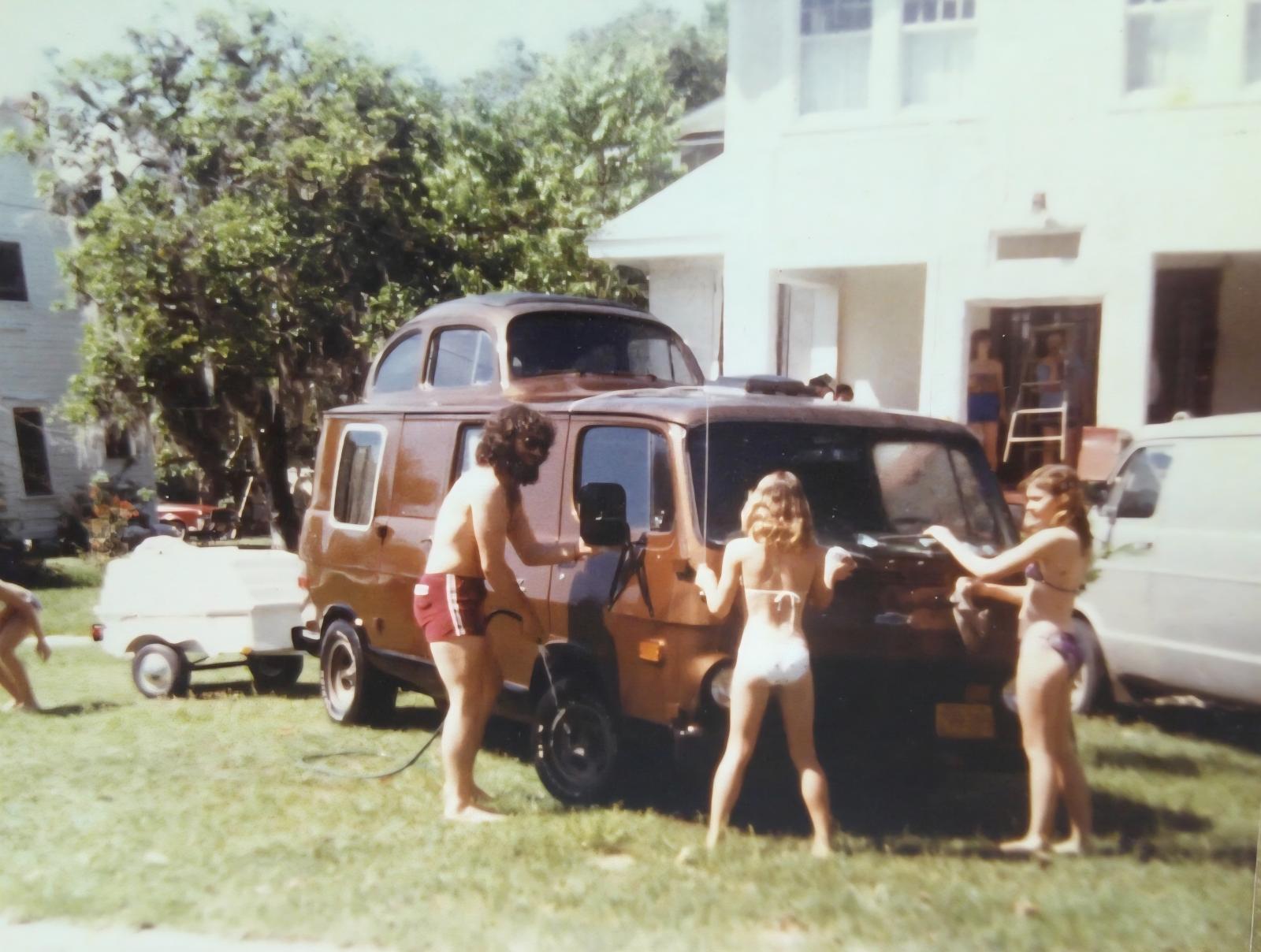 Image may have been reduced in size. Click image to view fullscreen.