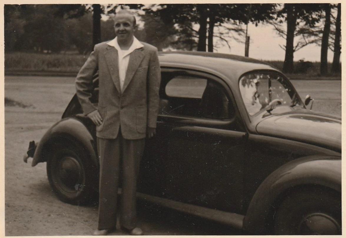 Image may have been reduced in size. Click image to view fullscreen.