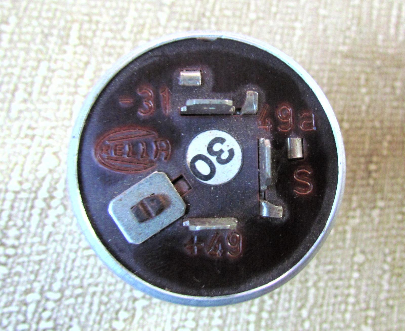 Image may have been reduced in size. Click image to view fullscreen.