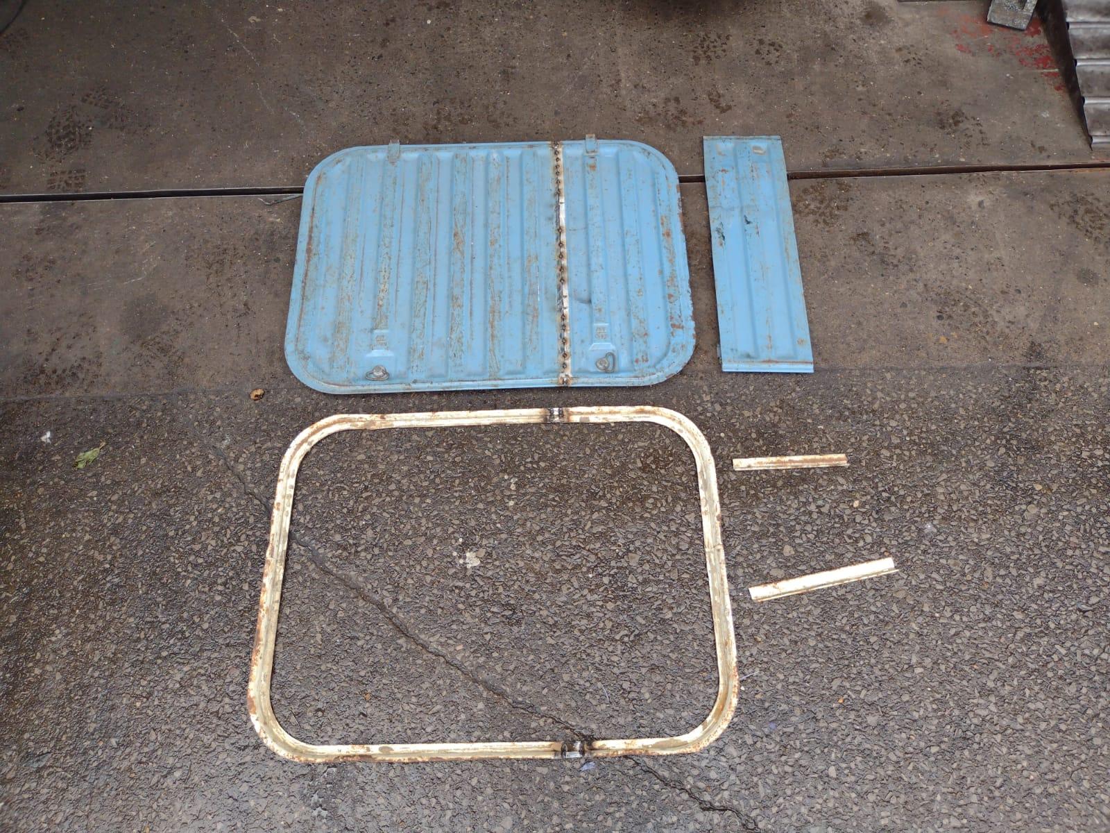 Image may have been reduced in size. Click image to view fullscreen.