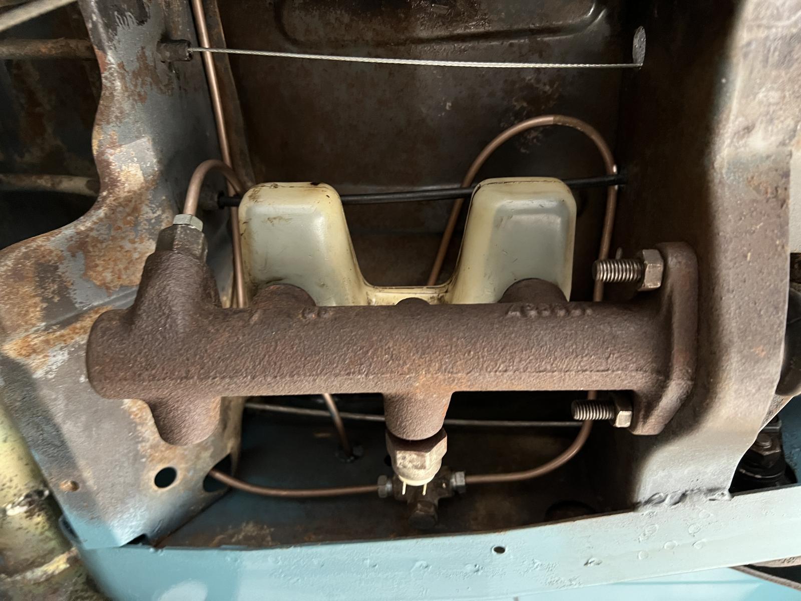 Image may have been reduced in size. Click image to view fullscreen.