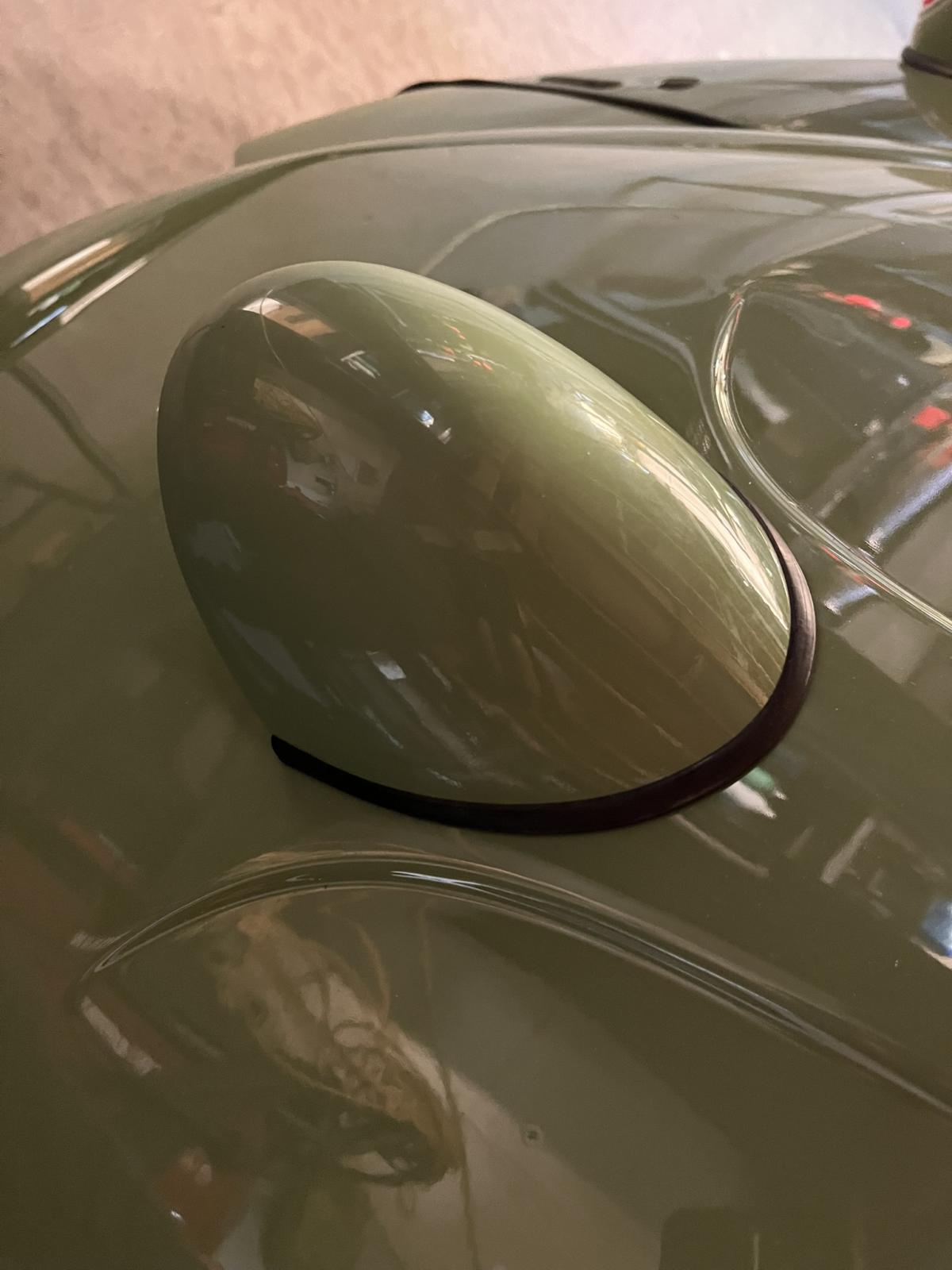 Image may have been reduced in size. Click image to view fullscreen.