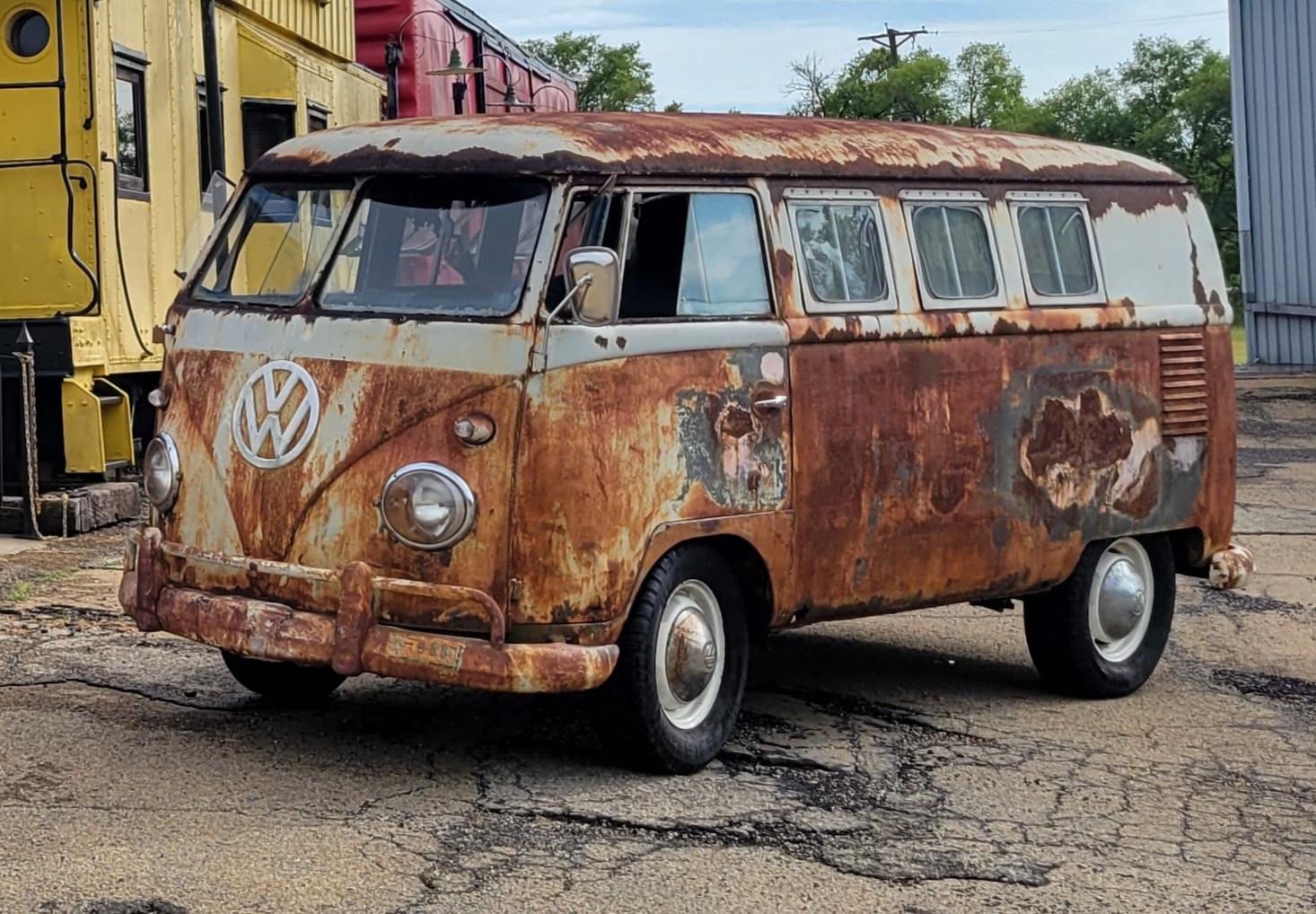 Image may have been reduced in size. Click image to view fullscreen.