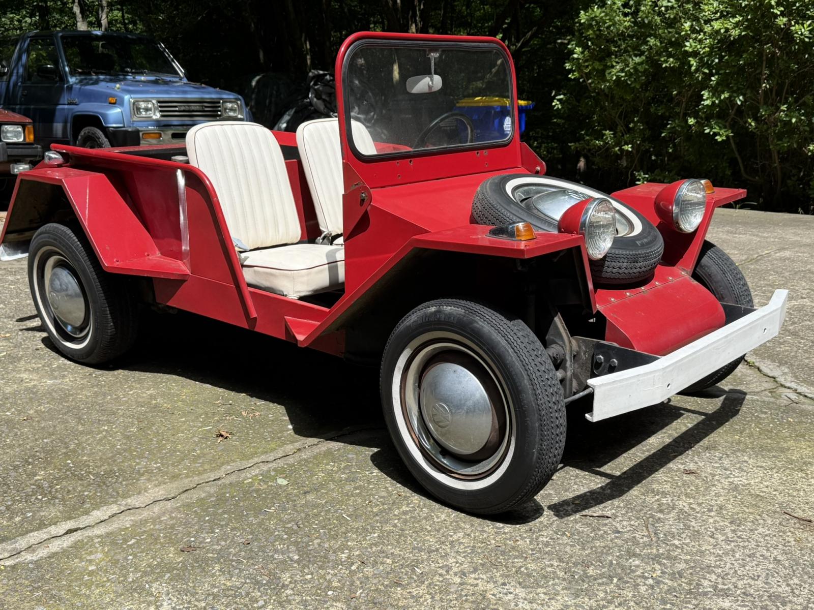 Image may have been reduced in size. Click image to view fullscreen.
