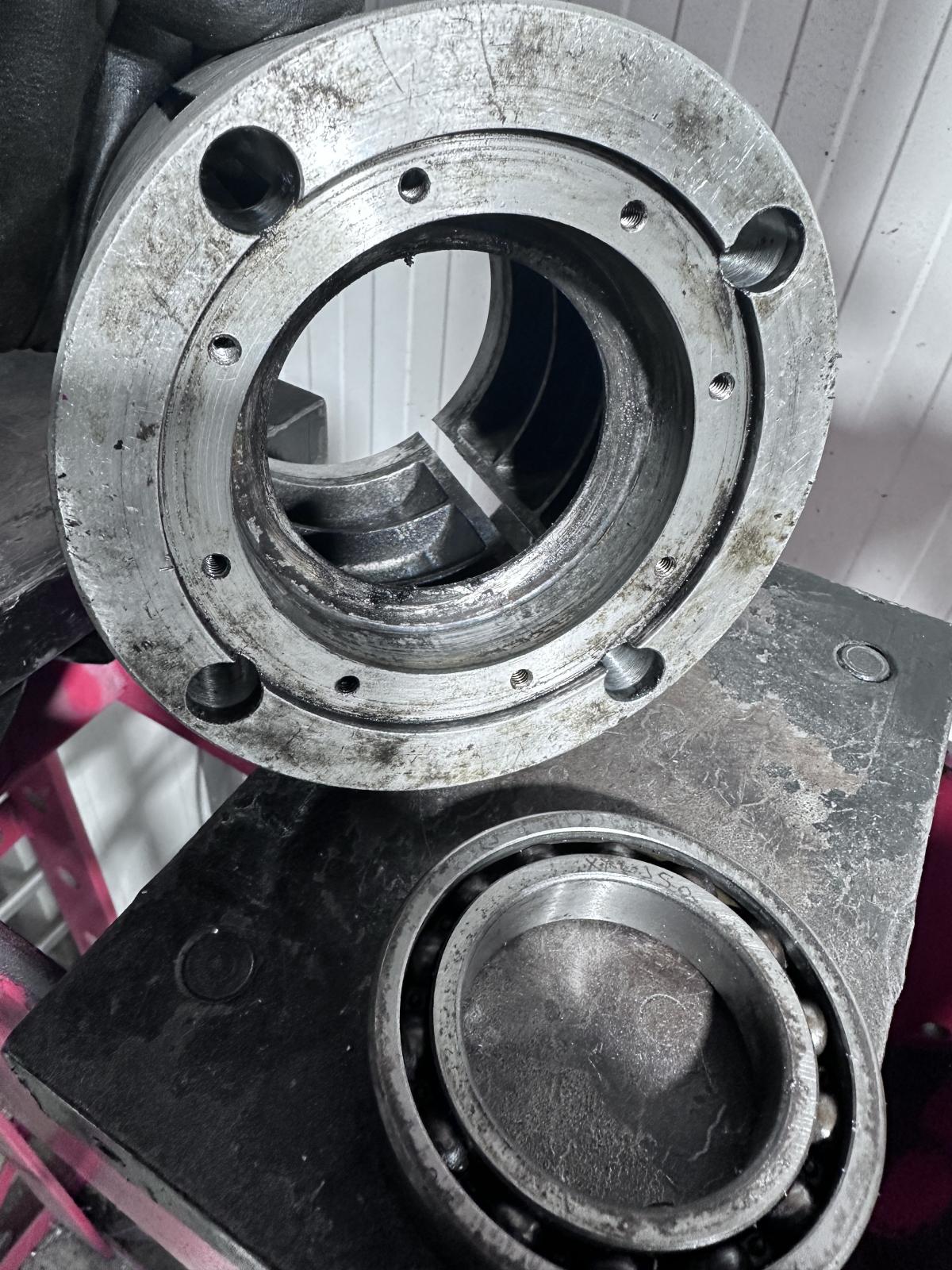 Image may have been reduced in size. Click image to view fullscreen.