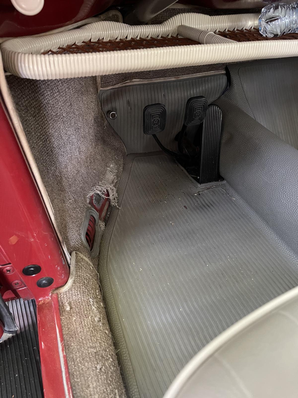 Image may have been reduced in size. Click image to view fullscreen.