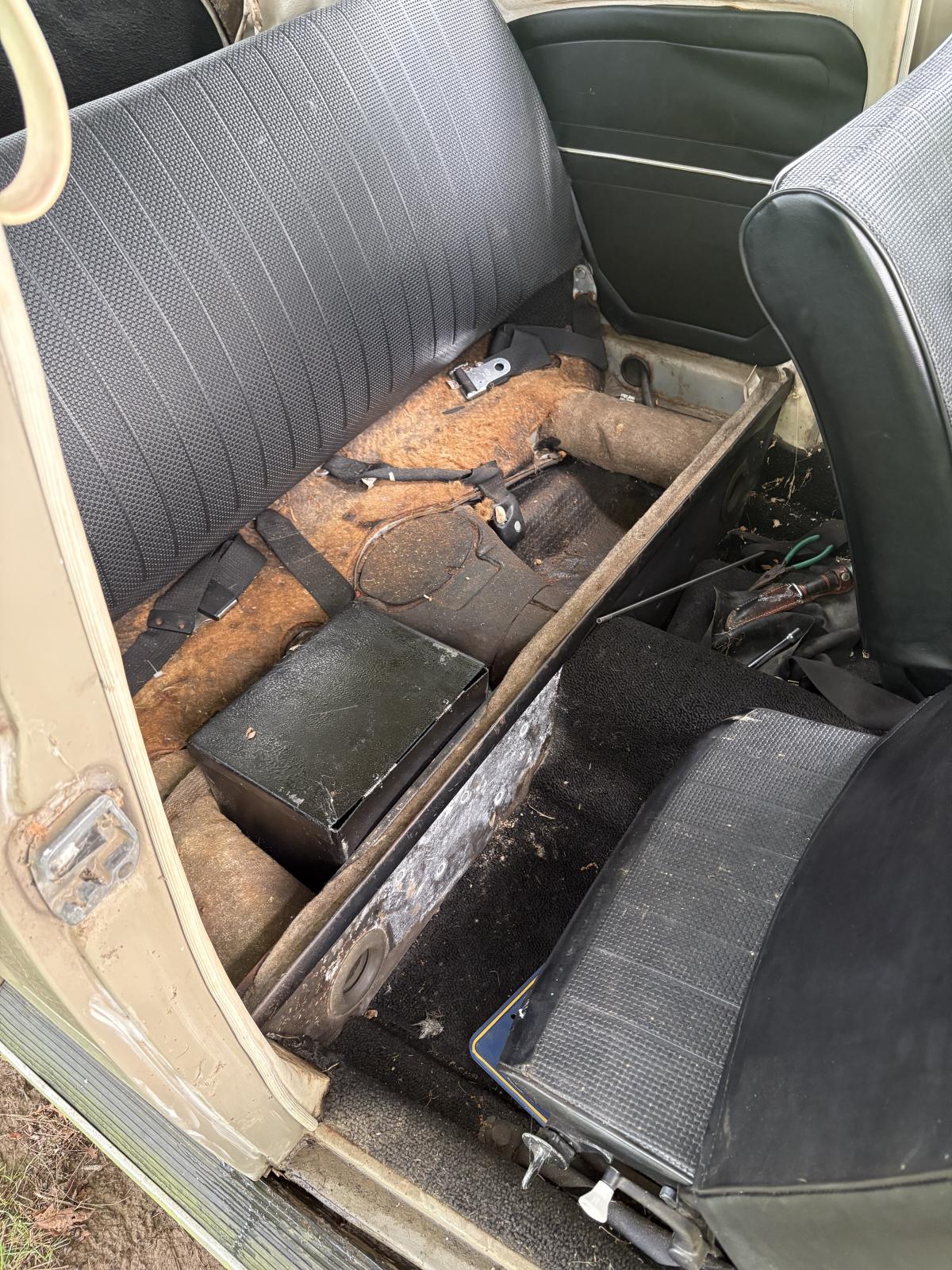 Image may have been reduced in size. Click image to view fullscreen.
