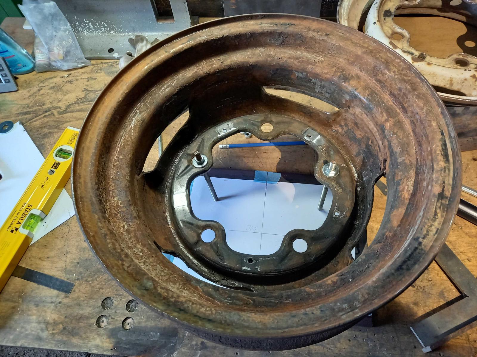 Image may have been reduced in size. Click image to view fullscreen.