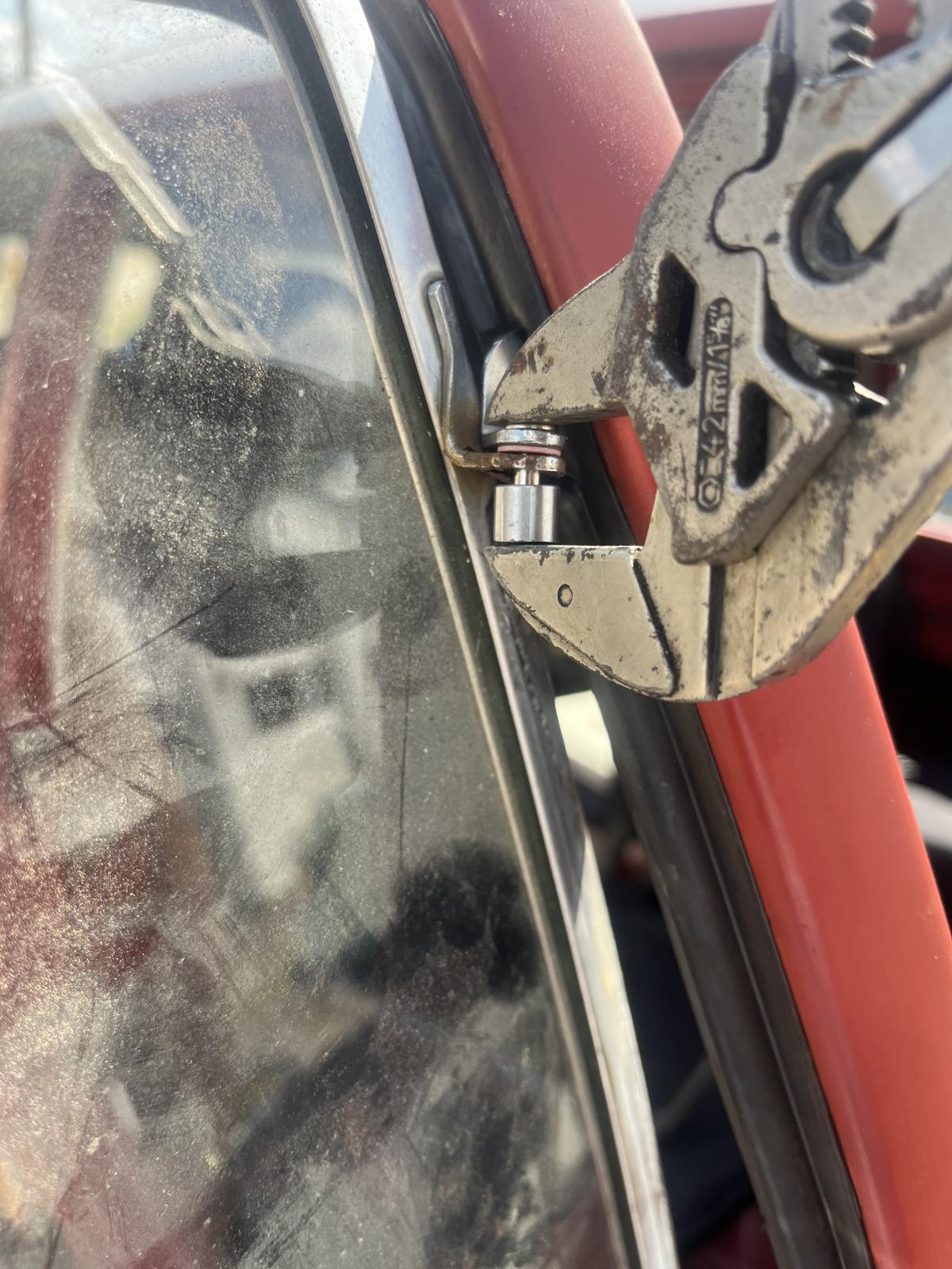 Image may have been reduced in size. Click image to view fullscreen.