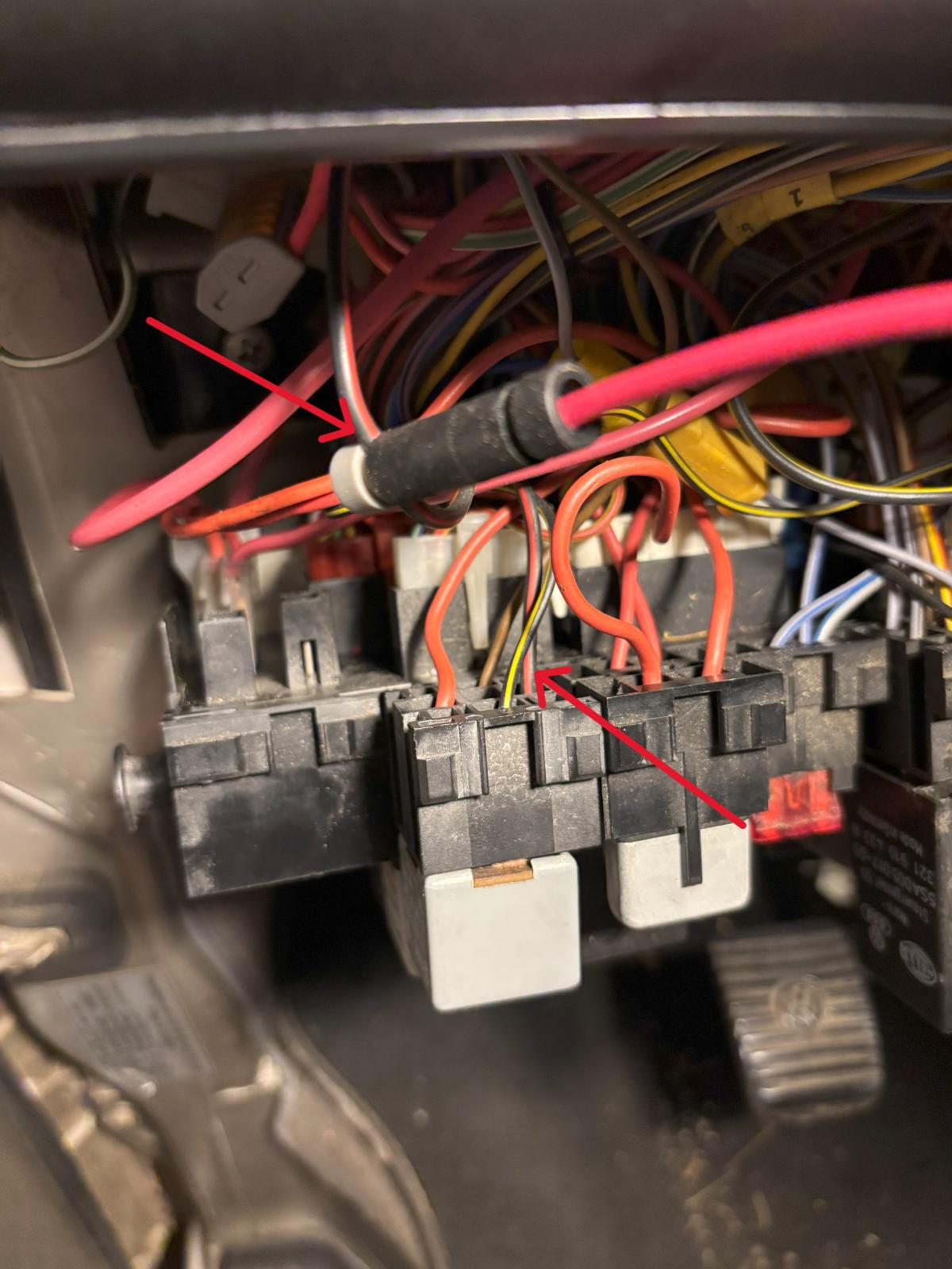 Image may have been reduced in size. Click image to view fullscreen.