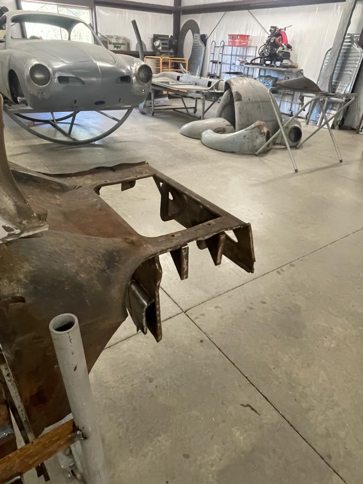 Image may have been reduced in size. Click image to view fullscreen.