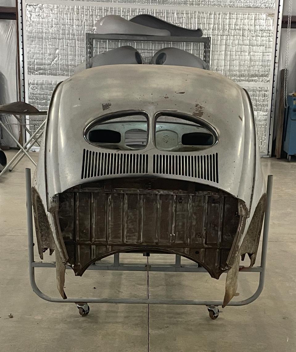 Image may have been reduced in size. Click image to view fullscreen.