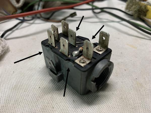 Image may have been reduced in size. Click image to view fullscreen.