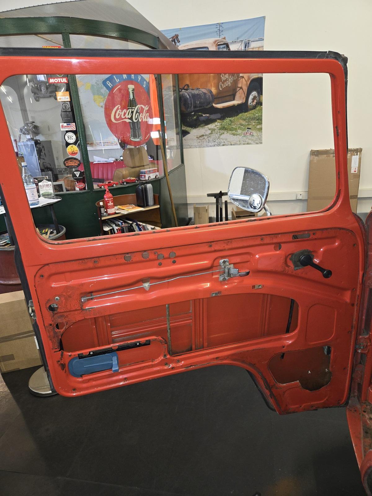 Image may have been reduced in size. Click image to view fullscreen.