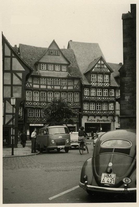 Image may have been reduced in size. Click image to view fullscreen.