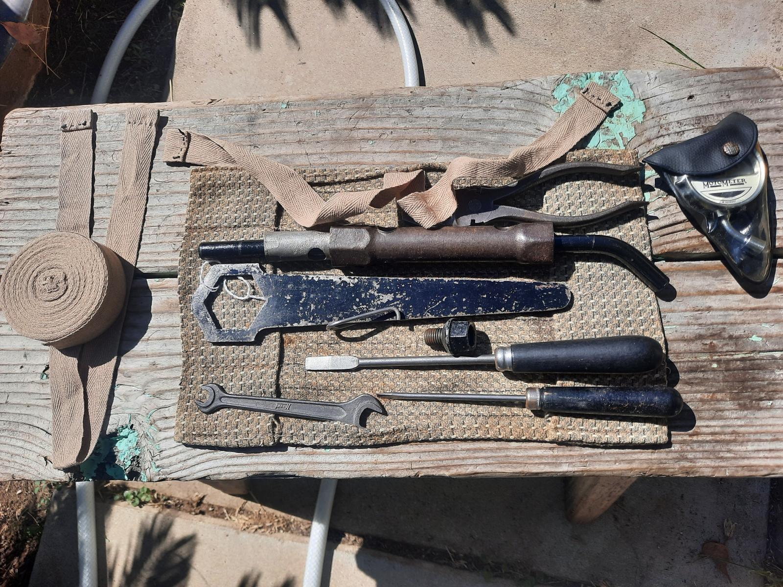 Image may have been reduced in size. Click image to view fullscreen.