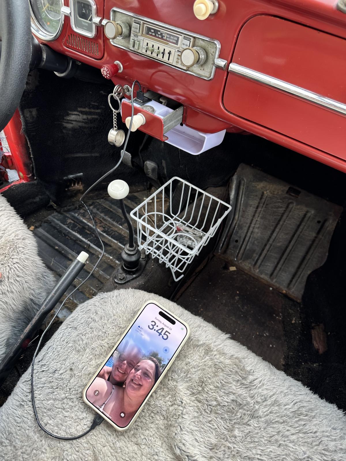 Image may have been reduced in size. Click image to view fullscreen.