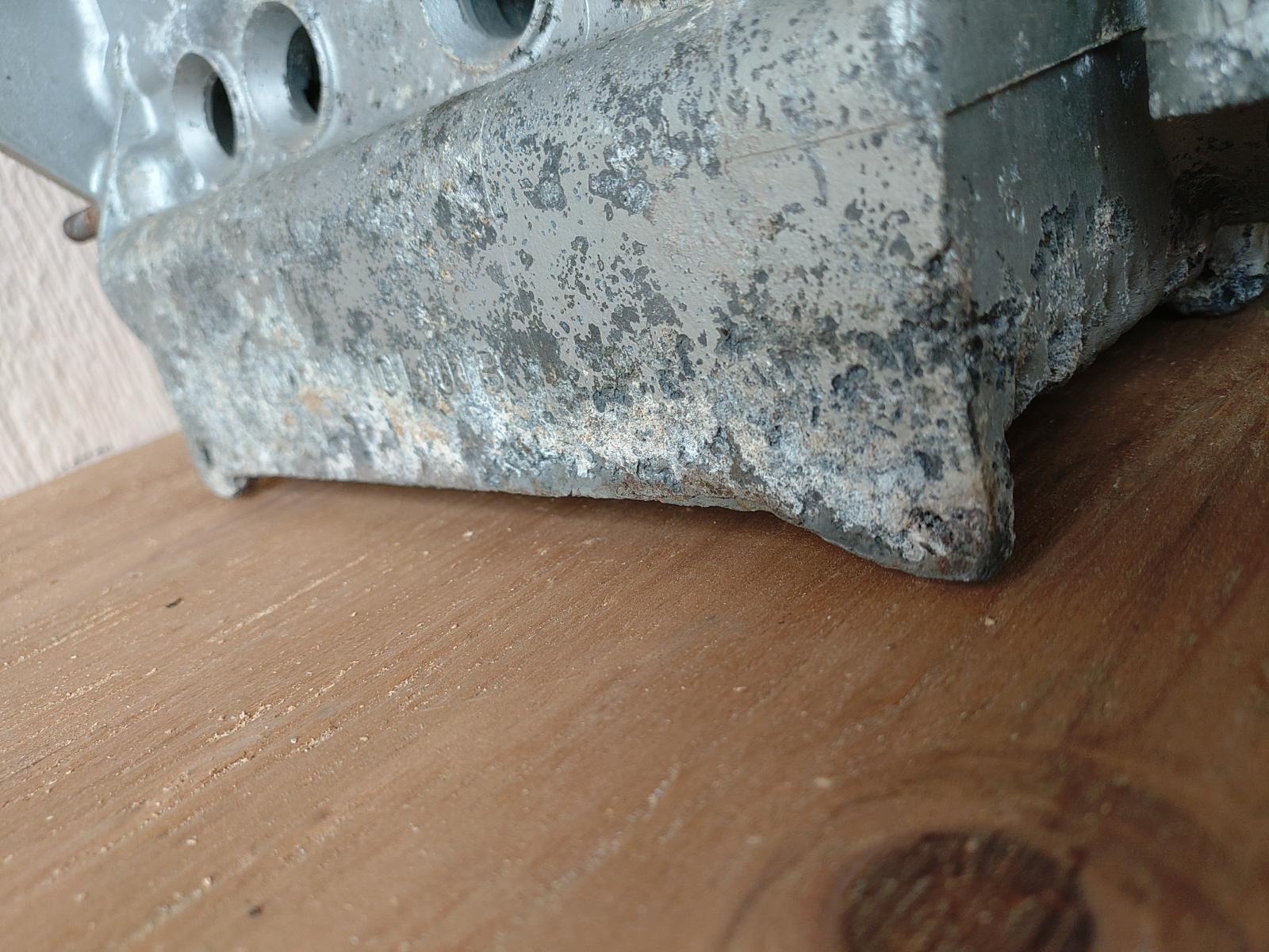 Image may have been reduced in size. Click image to view fullscreen.