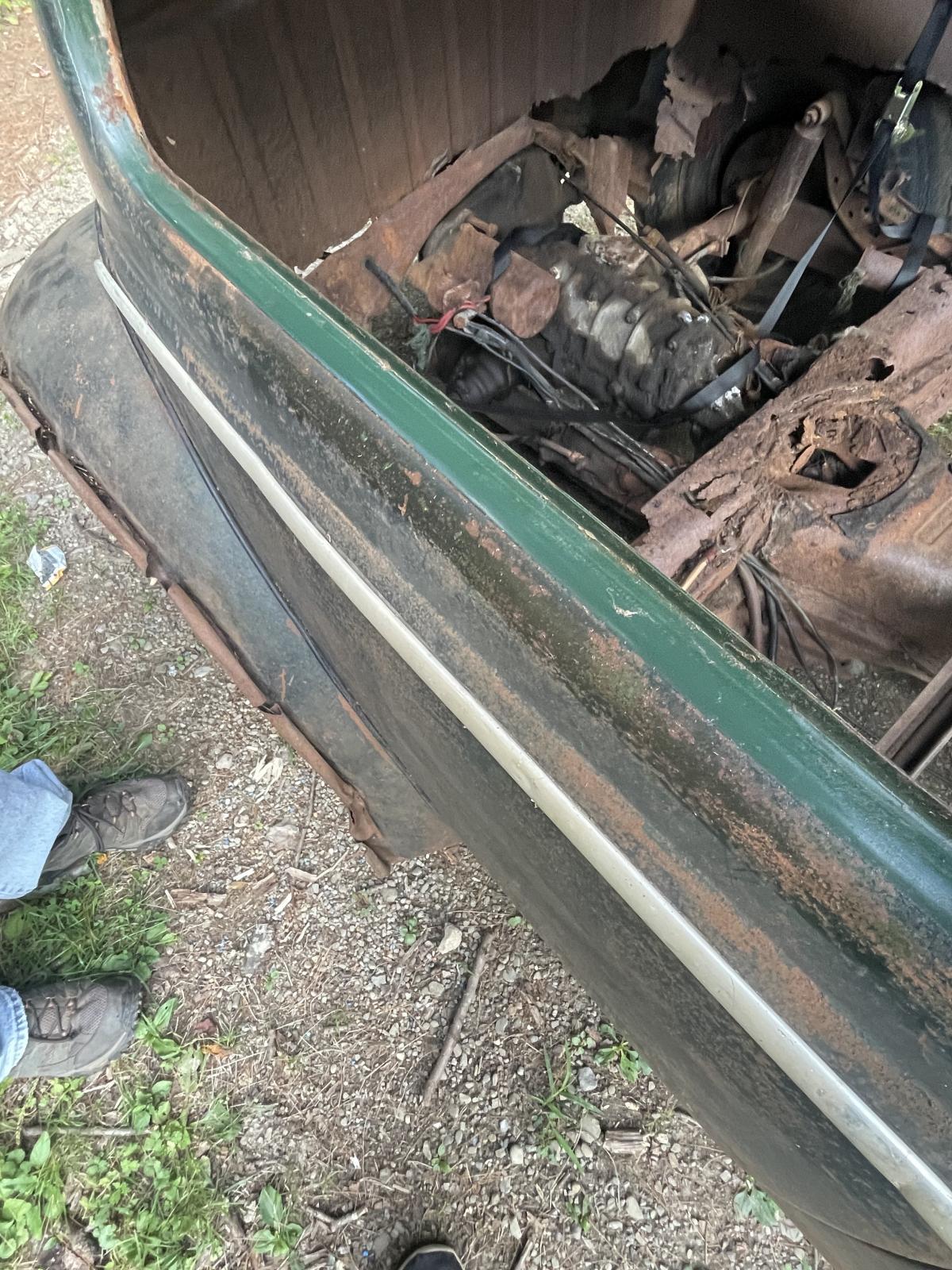 Image may have been reduced in size. Click image to view fullscreen.