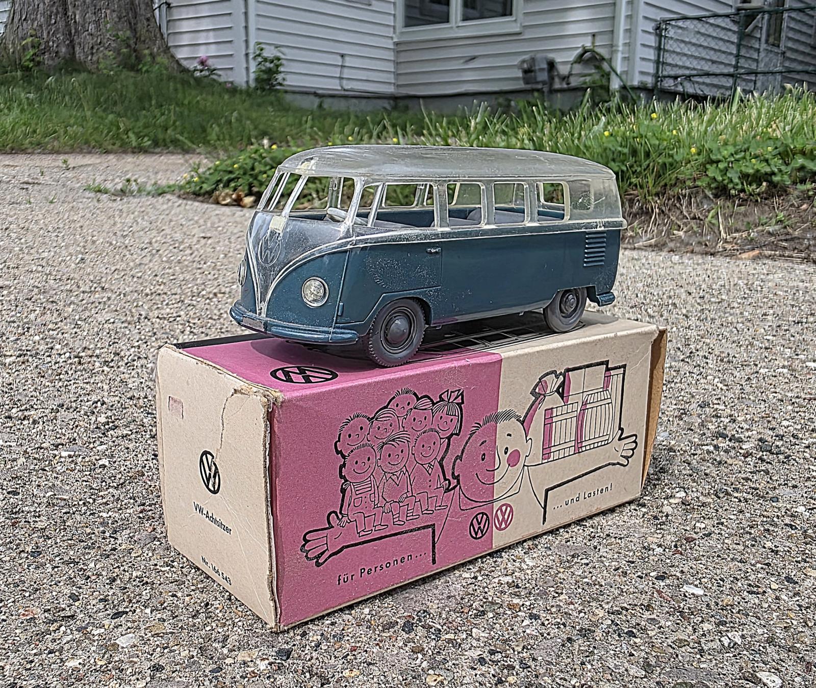 Image may have been reduced in size. Click image to view fullscreen.