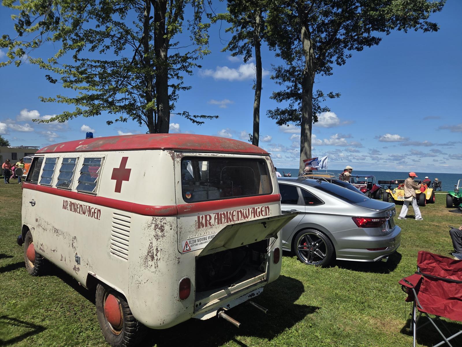 Image may have been reduced in size. Click image to view fullscreen.