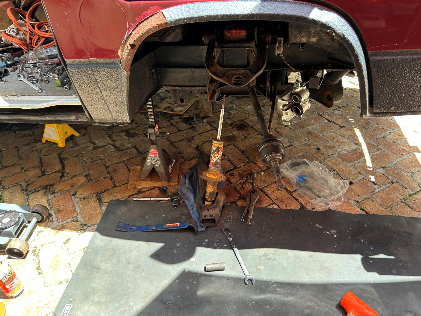 Image may have been reduced in size. Click image to view fullscreen.
