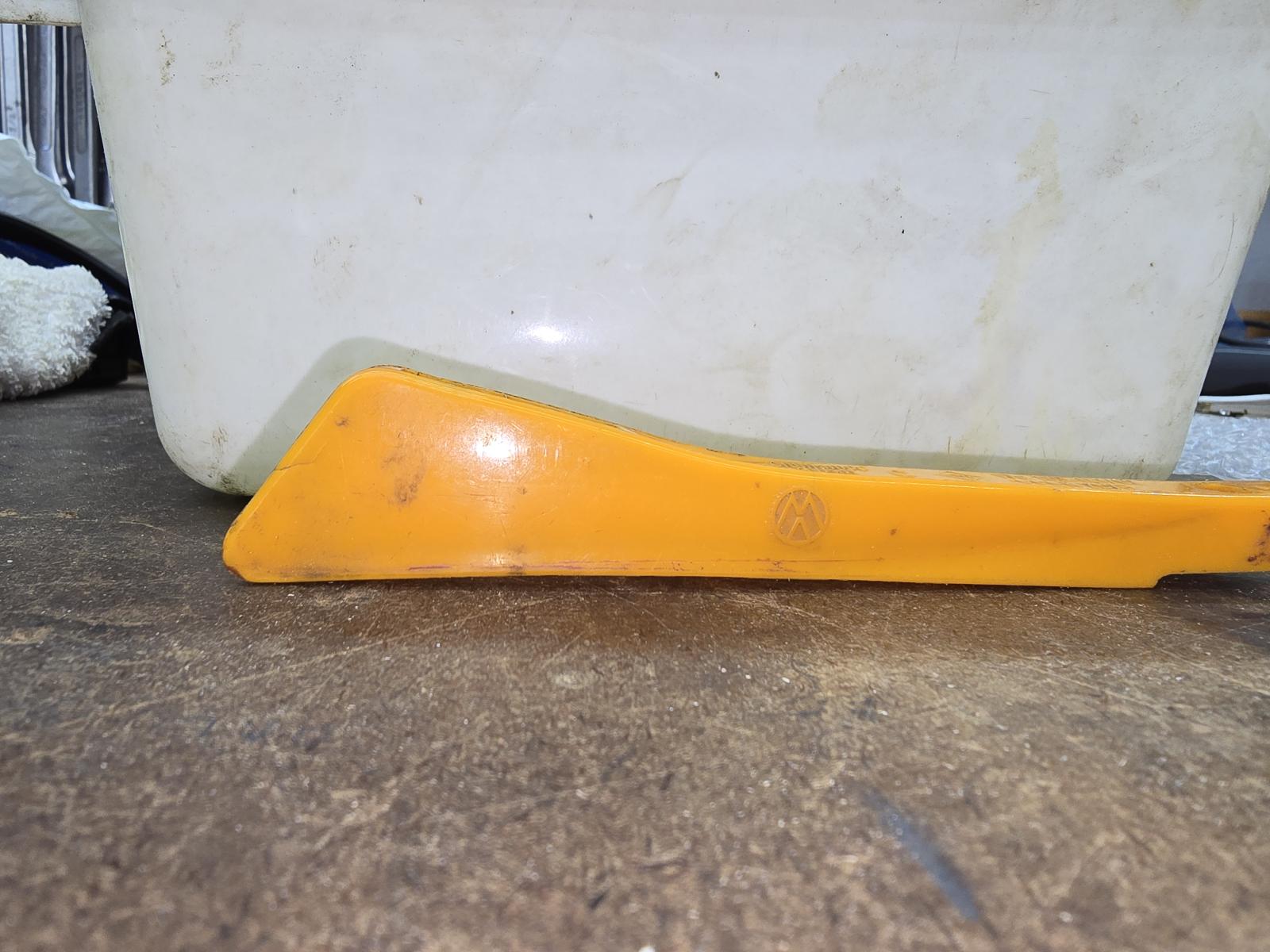 Image may have been reduced in size. Click image to view fullscreen.