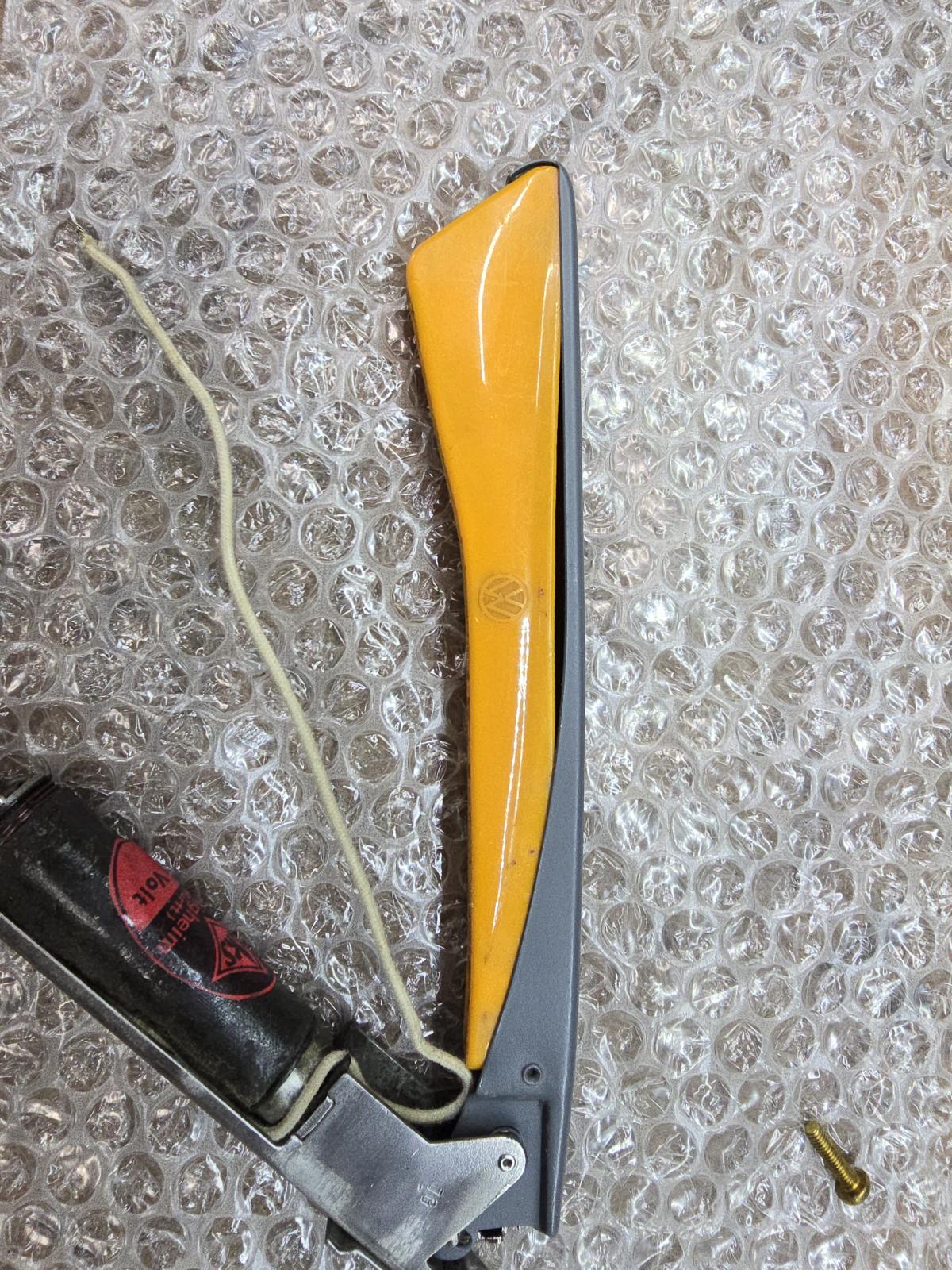 Image may have been reduced in size. Click image to view fullscreen.