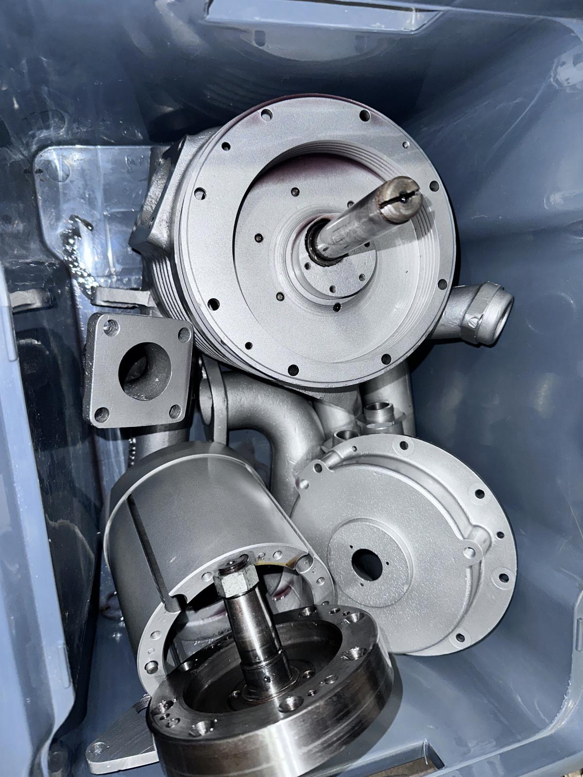 Image may have been reduced in size. Click image to view fullscreen.