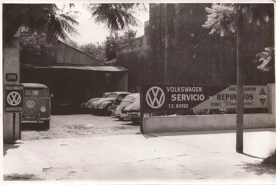 Image may have been reduced in size. Click image to view fullscreen.