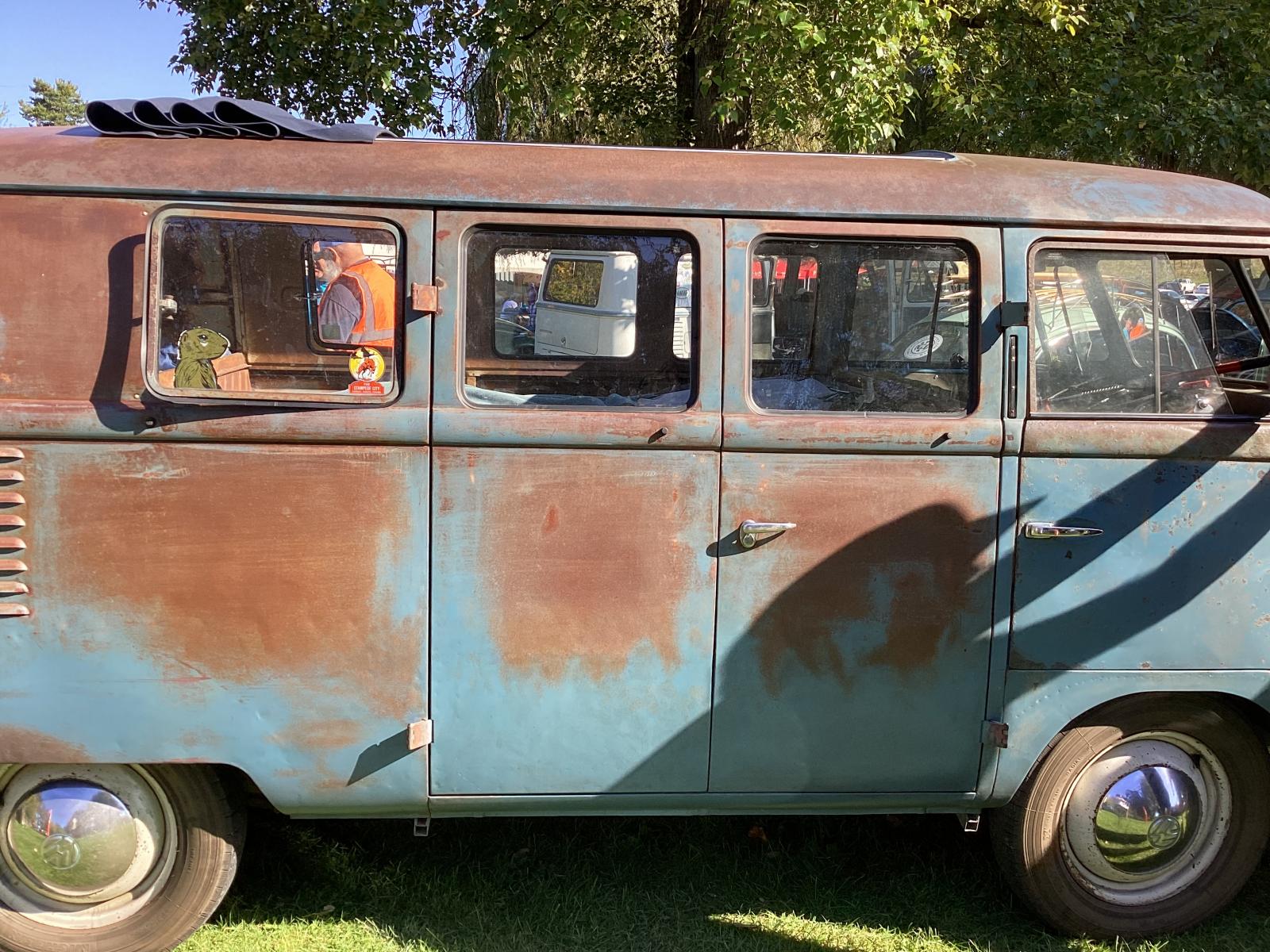 Image may have been reduced in size. Click image to view fullscreen.