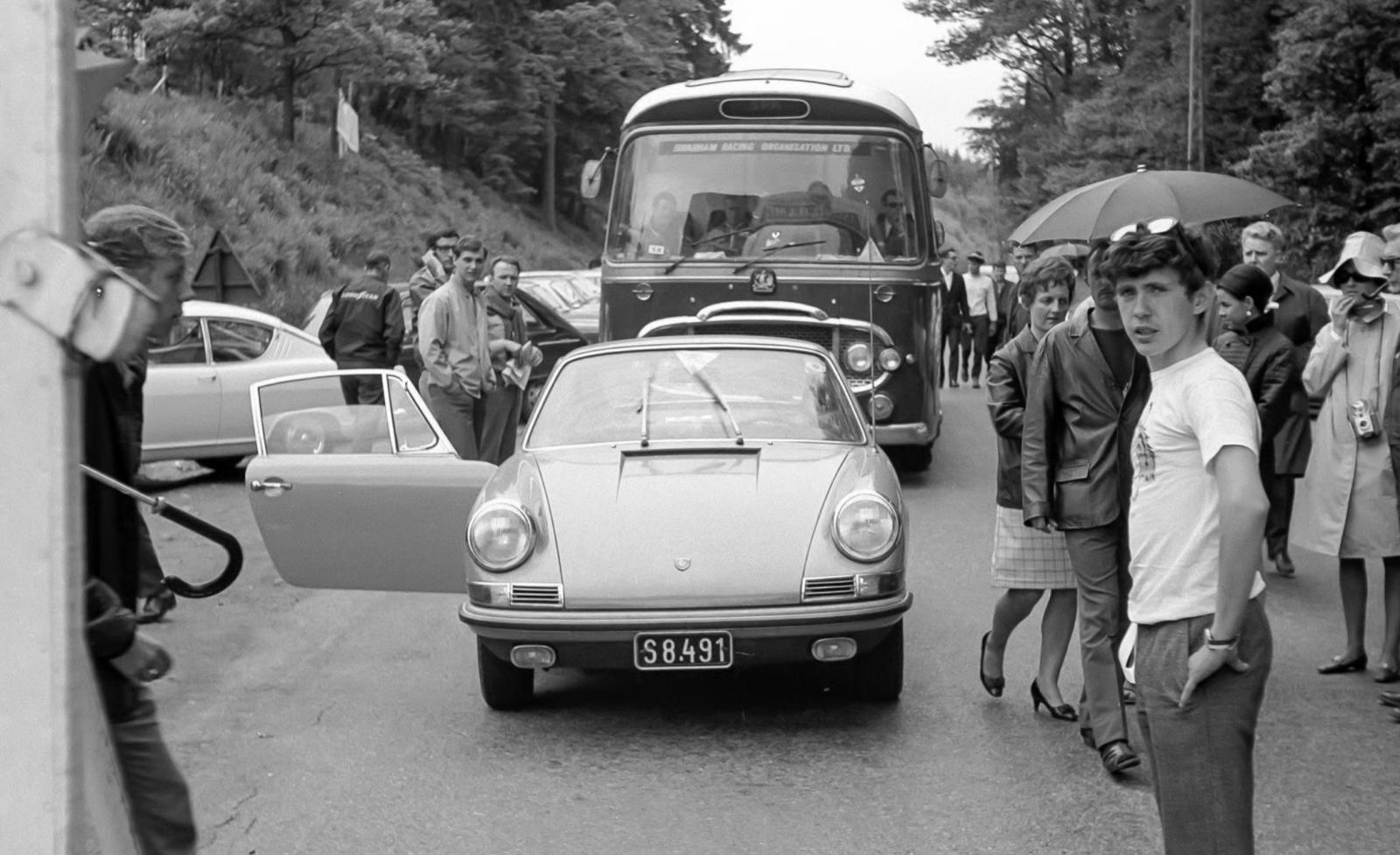 Image may have been reduced in size. Click image to view fullscreen.