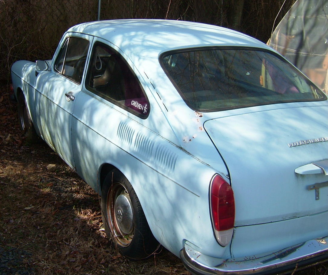 Image may have been reduced in size. Click image to view fullscreen.