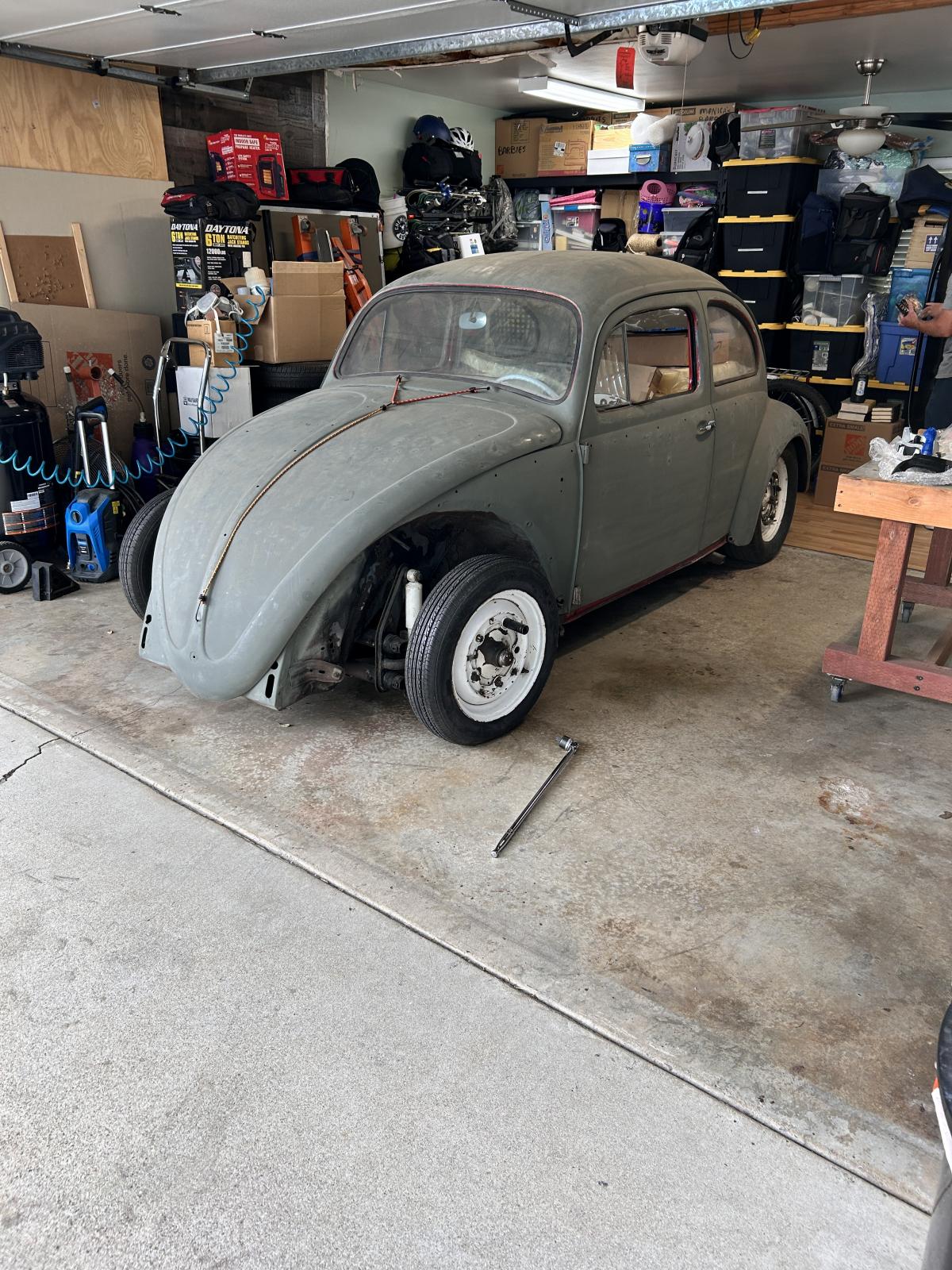 Image may have been reduced in size. Click image to view fullscreen.