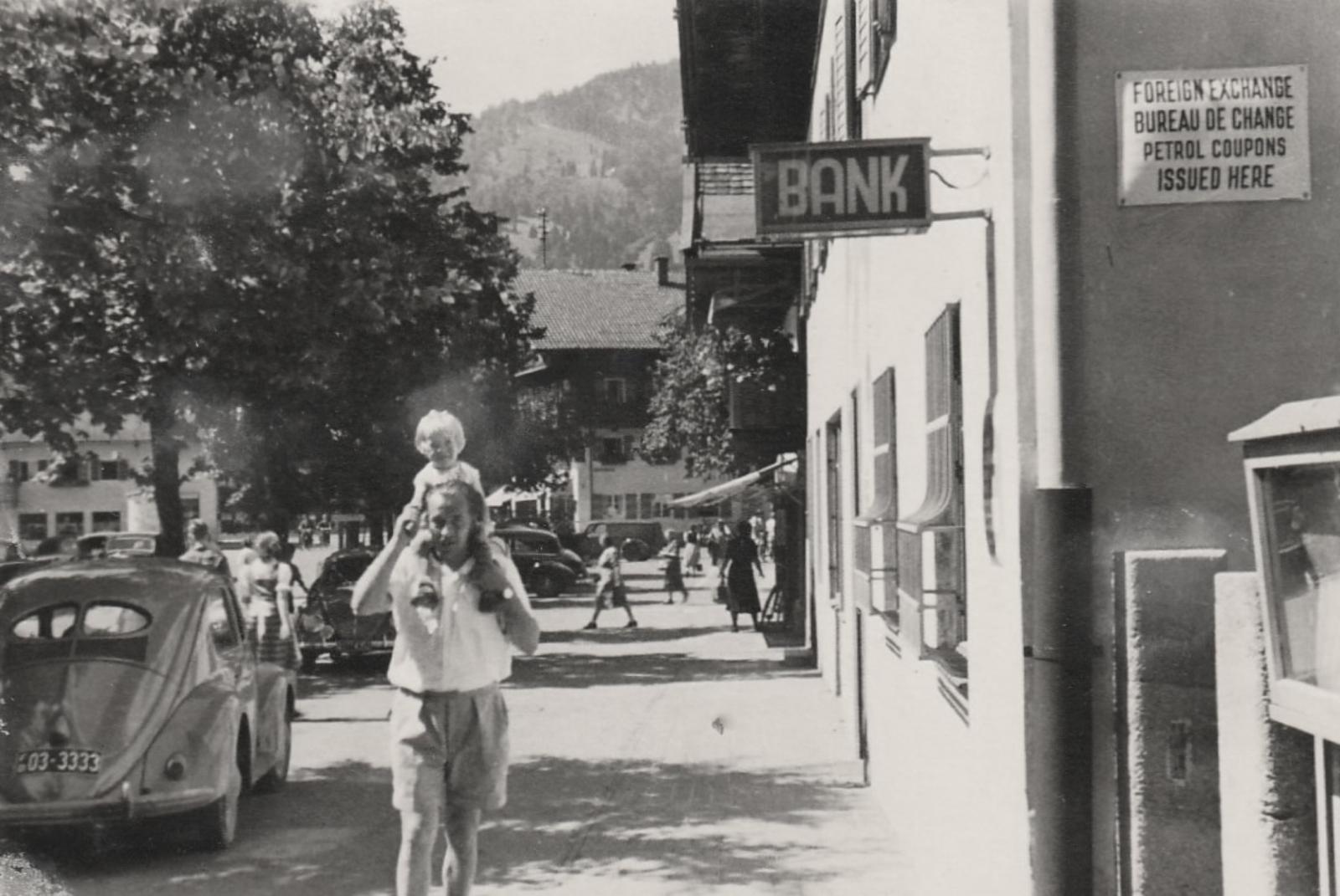 Image may have been reduced in size. Click image to view fullscreen.