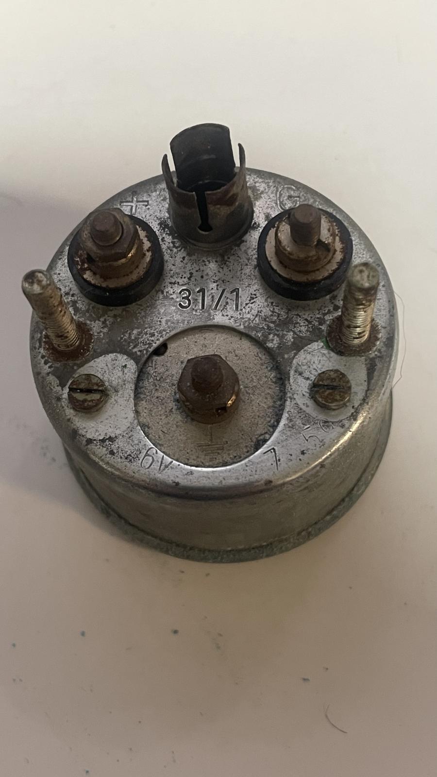 Image may have been reduced in size. Click image to view fullscreen.