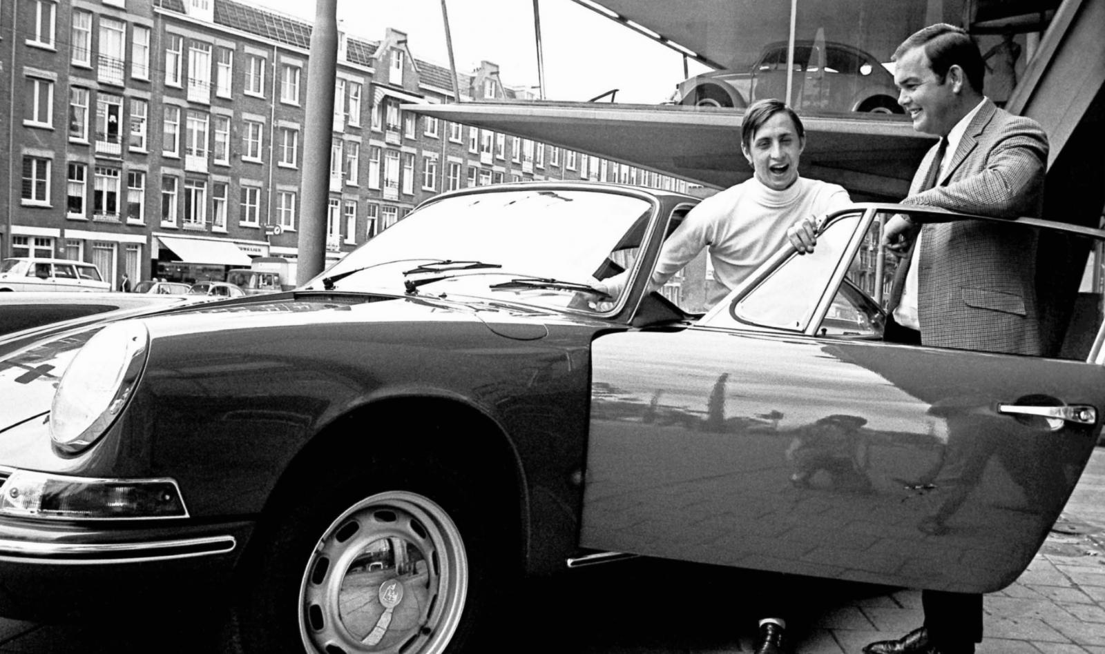 Image may have been reduced in size. Click image to view fullscreen.