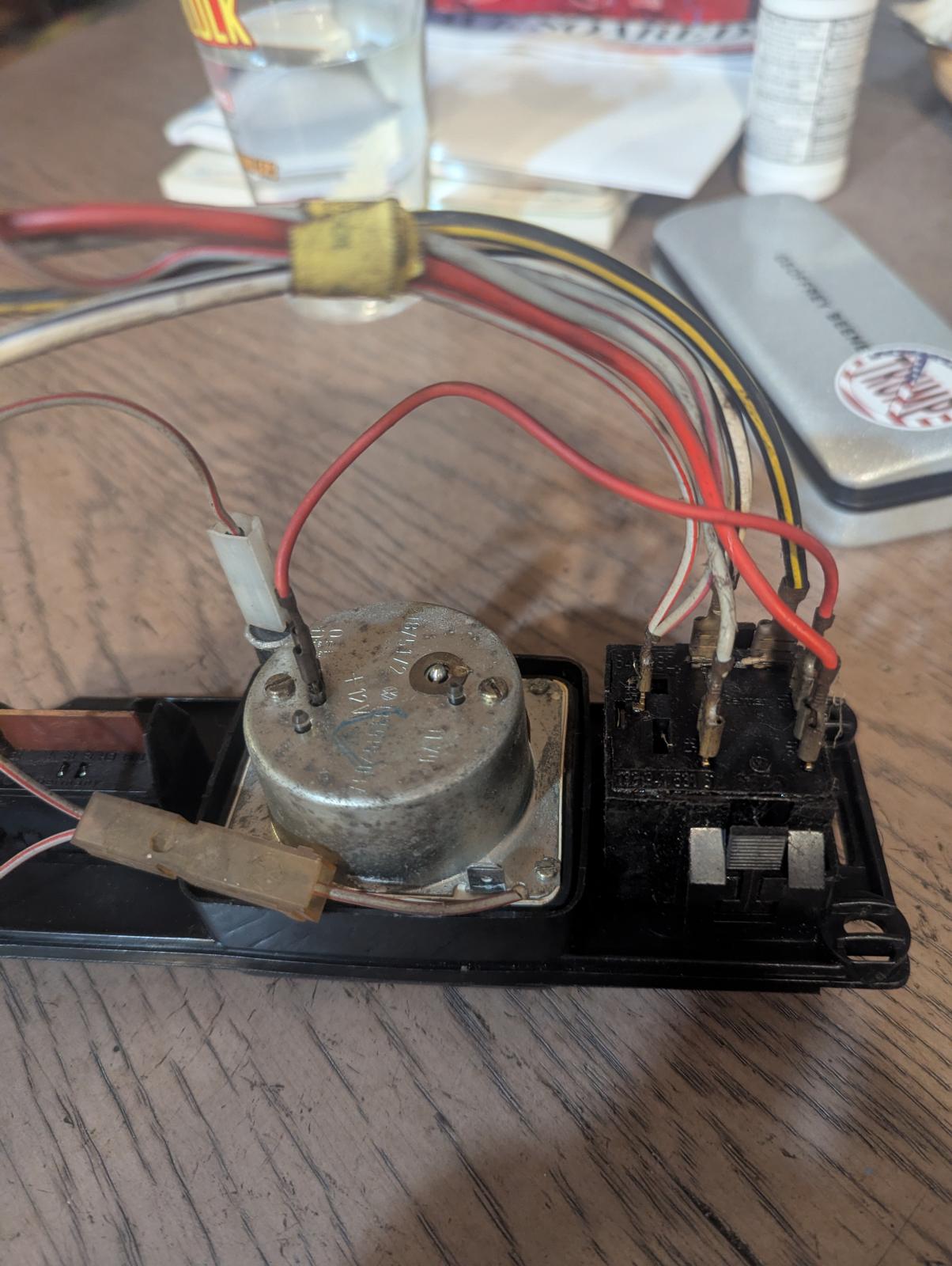 Image may have been reduced in size. Click image to view fullscreen.