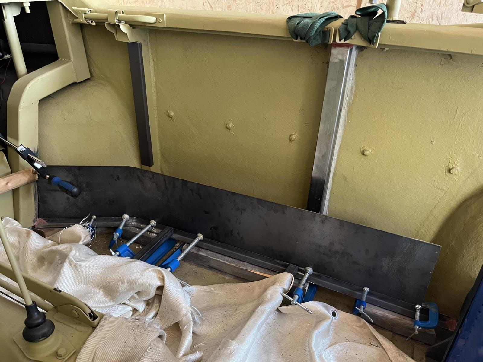 Image may have been reduced in size. Click image to view fullscreen.