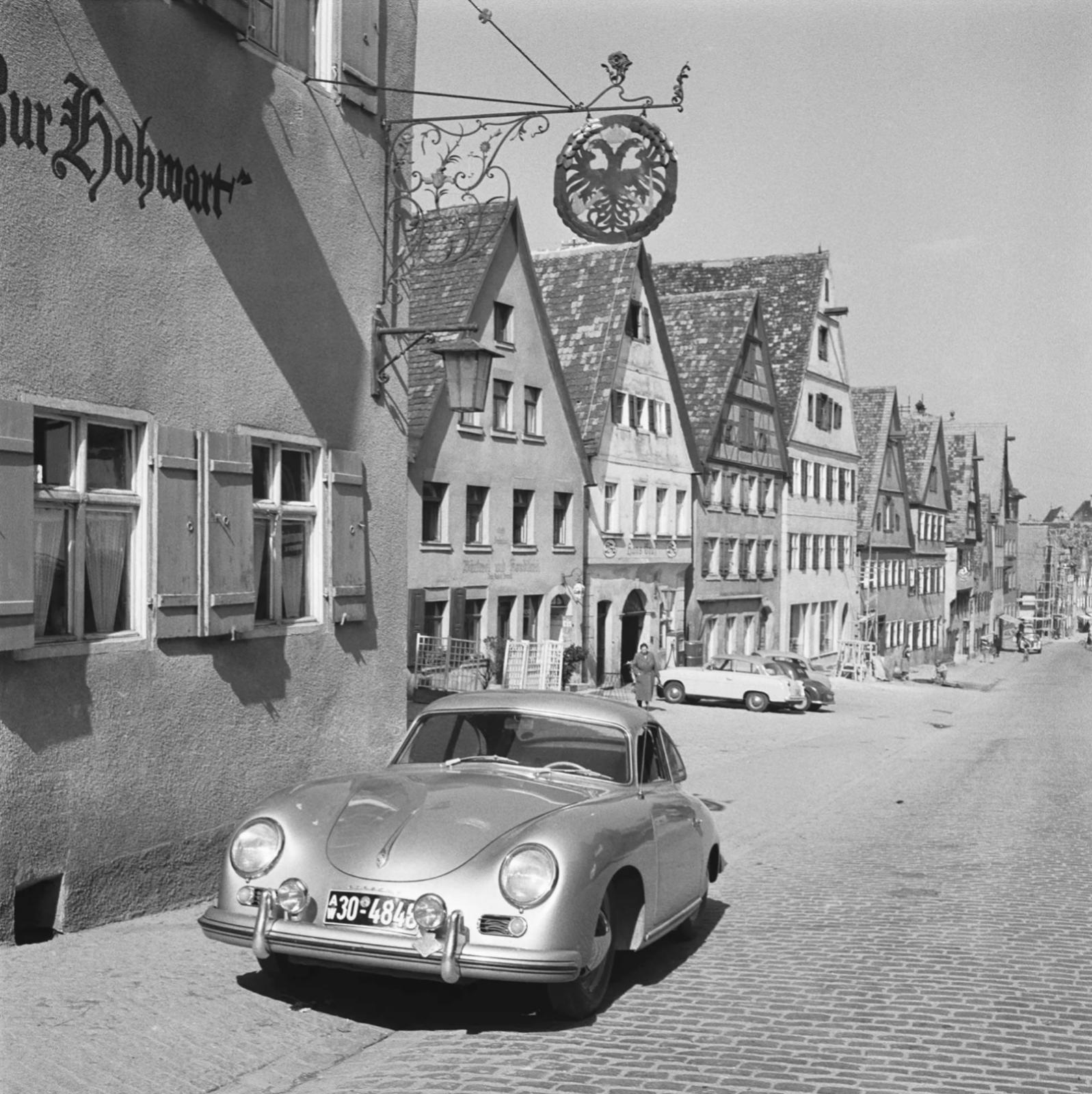 Image may have been reduced in size. Click image to view fullscreen.