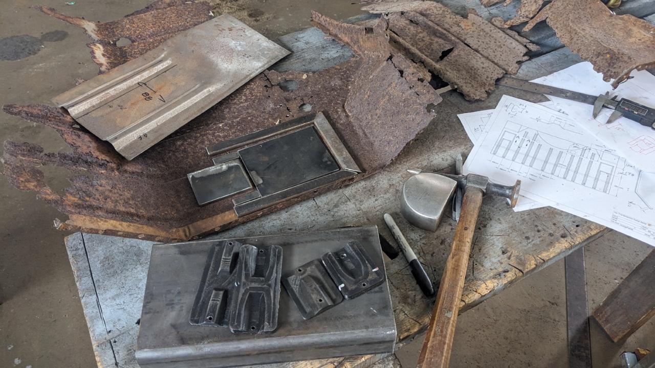 Image may have been reduced in size. Click image to view fullscreen.