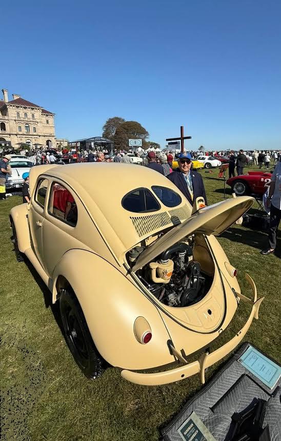 Image may have been reduced in size. Click image to view fullscreen.