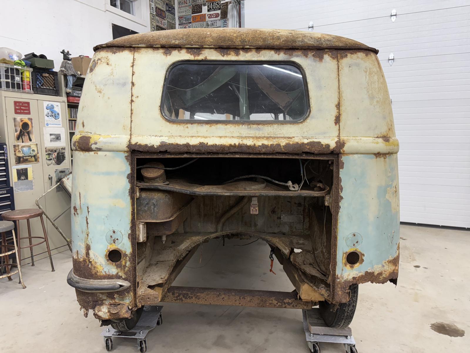 Image may have been reduced in size. Click image to view fullscreen.