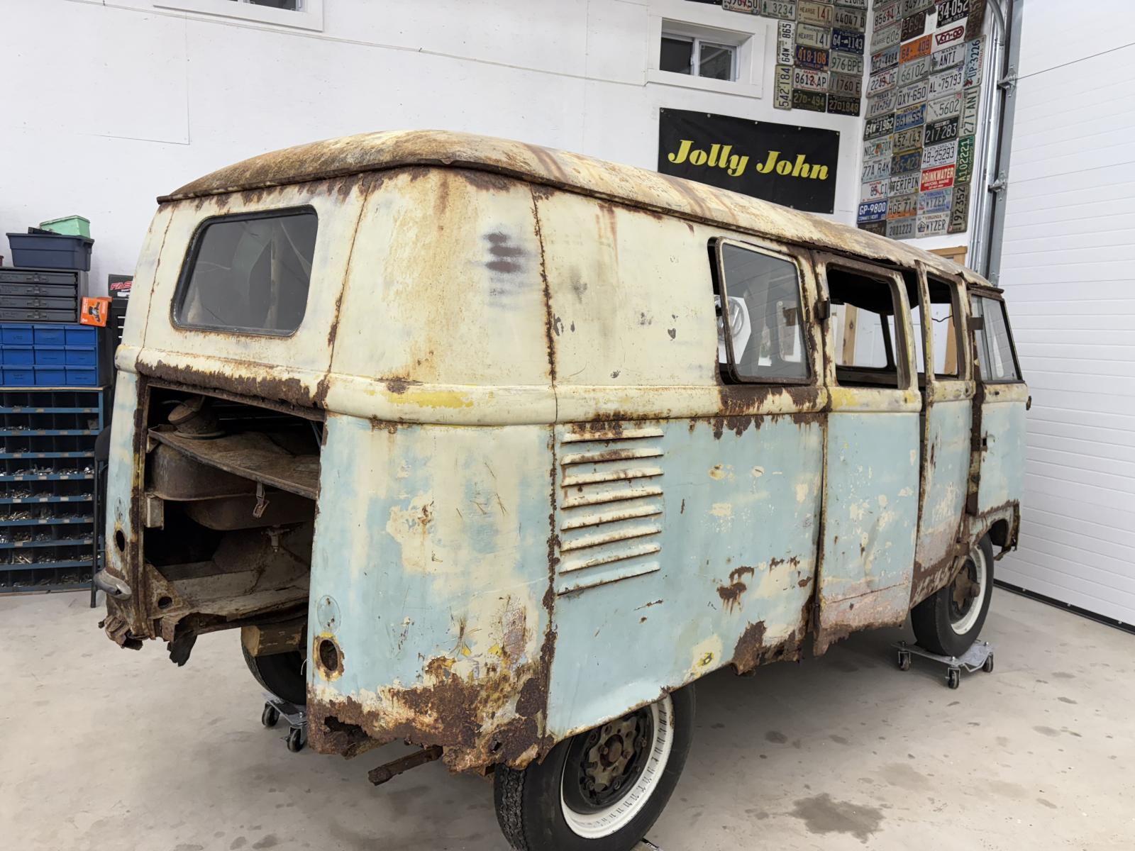 Image may have been reduced in size. Click image to view fullscreen.