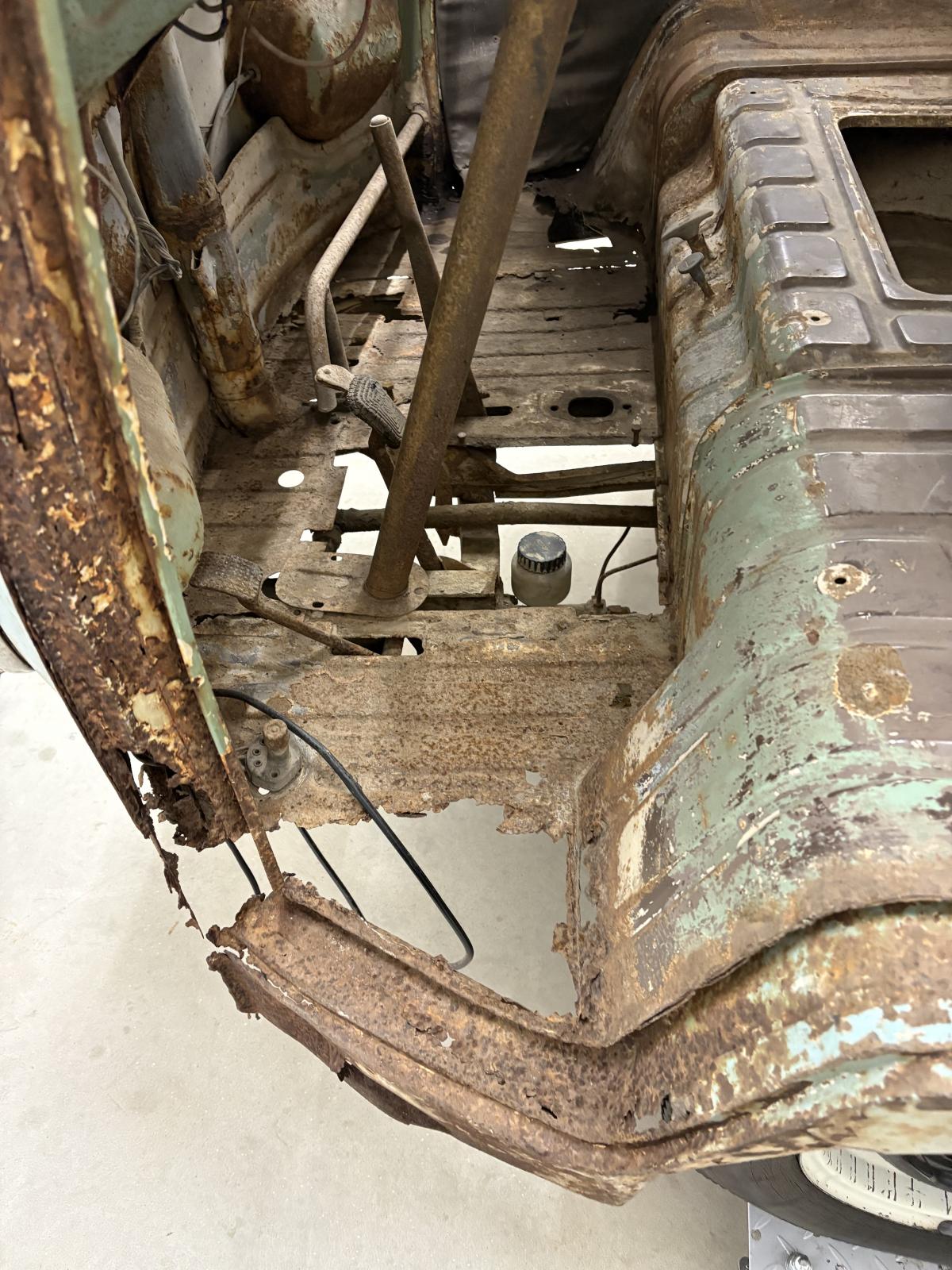 Image may have been reduced in size. Click image to view fullscreen.