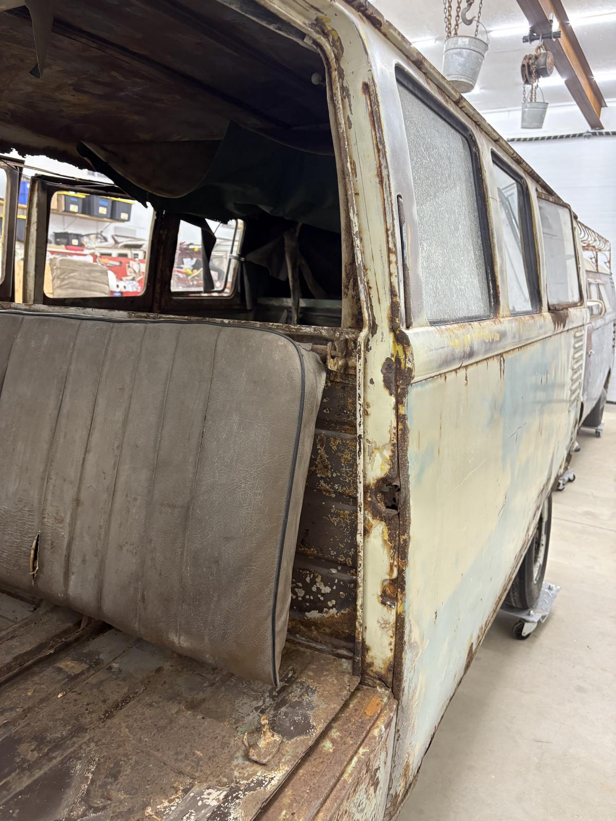 Image may have been reduced in size. Click image to view fullscreen.